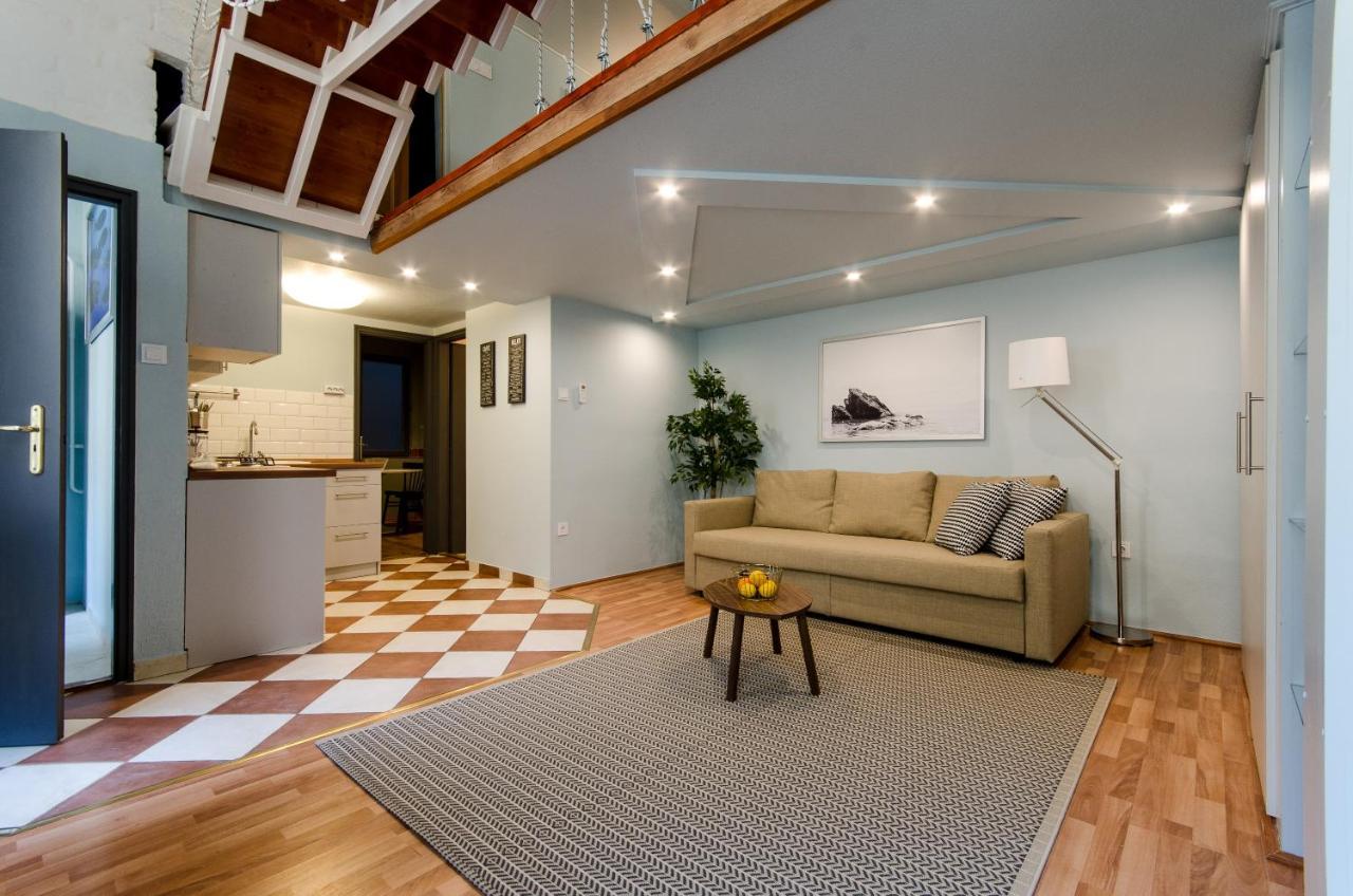 Paulay's Studio In The Center. Apartment *